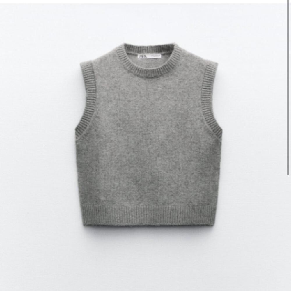 Zara Gray Sleeveless Knit Sweater Vest